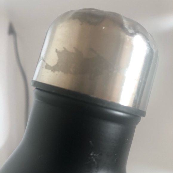 MGM Logo employee hydro Bottle - Picture 5 of 7